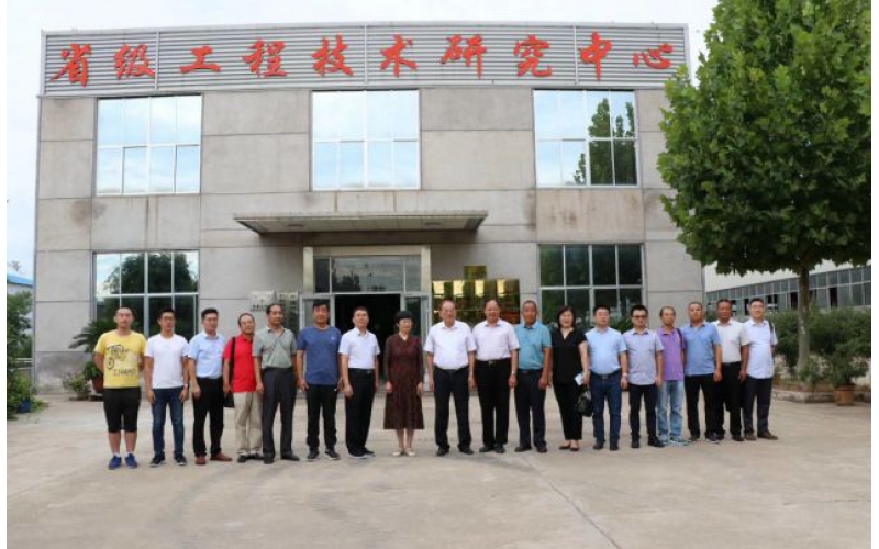 中國工程院羅錫文院士一行蒞臨臨沭縣東泰機械指導工作